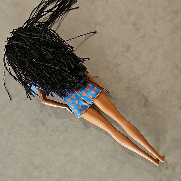 2015 Mattel Barbie Fashionistas Barbie Doll With Long Braided Dark Hair - Picture 6 of 9